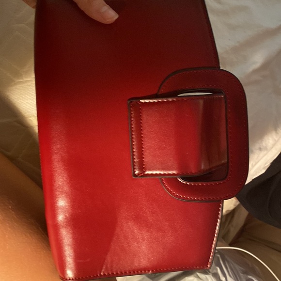 Red hand bag - Picture 3 of 3